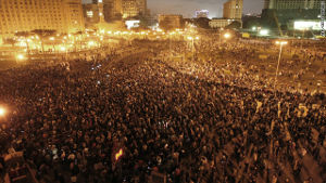 Devrim Mısır'ın kapısını çalıyor